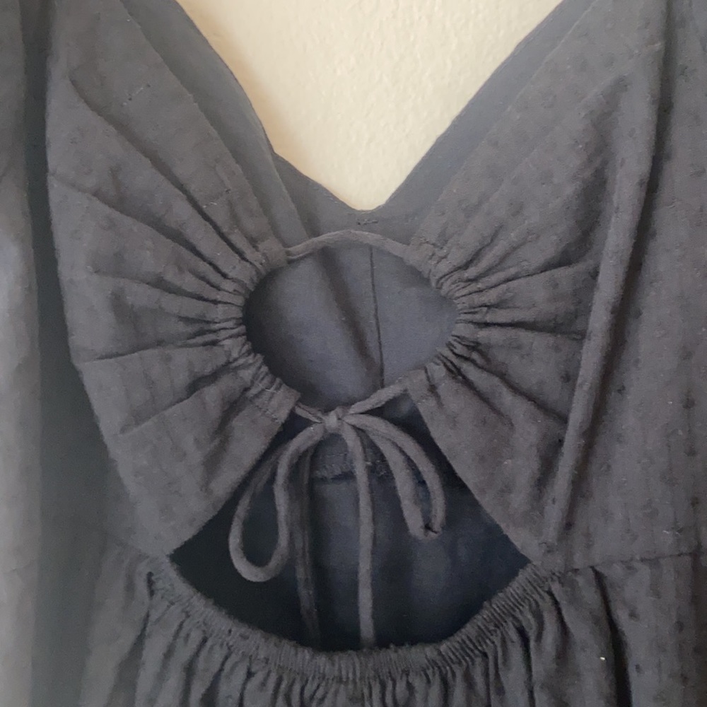 Keyhole Black Mini Dress - Picture 9 of 10